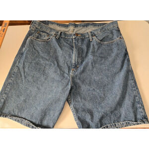 Wrangler Men’s Size‎ 42 Relaxed Fit Denim Shorts Medium wash